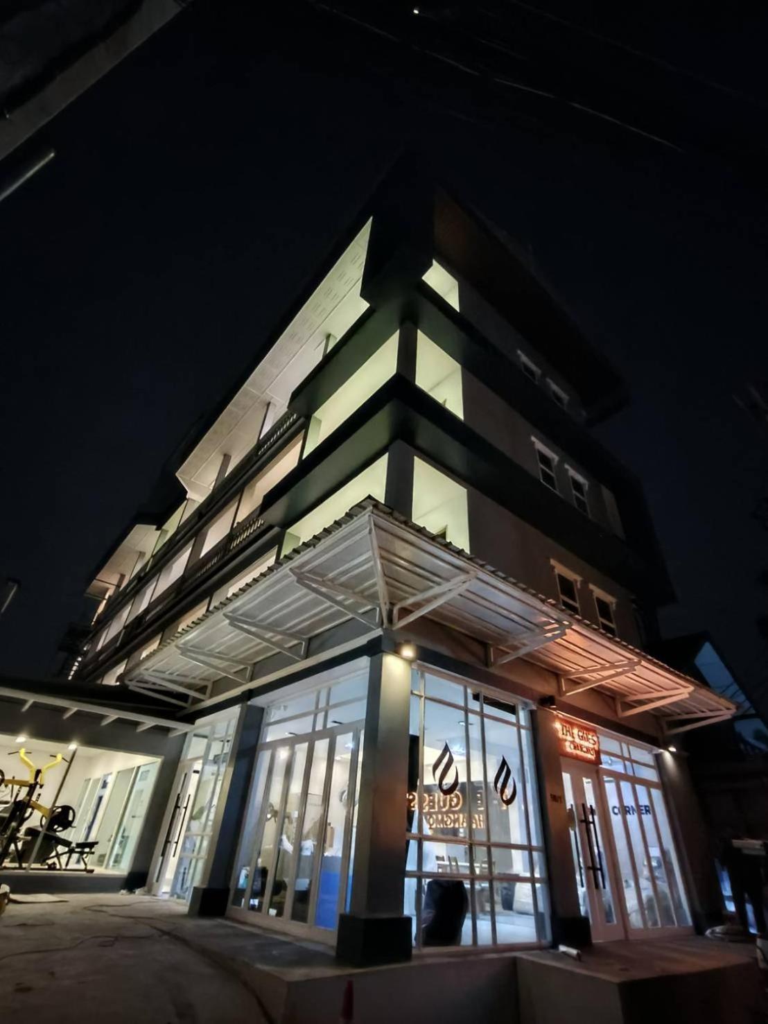 เดอะ แบตเตอรี พาร์ค มิดทาวน์ บูทิก โฮเต็ล Hotel เชียงใหม่ ภายนอก รูปภาพ